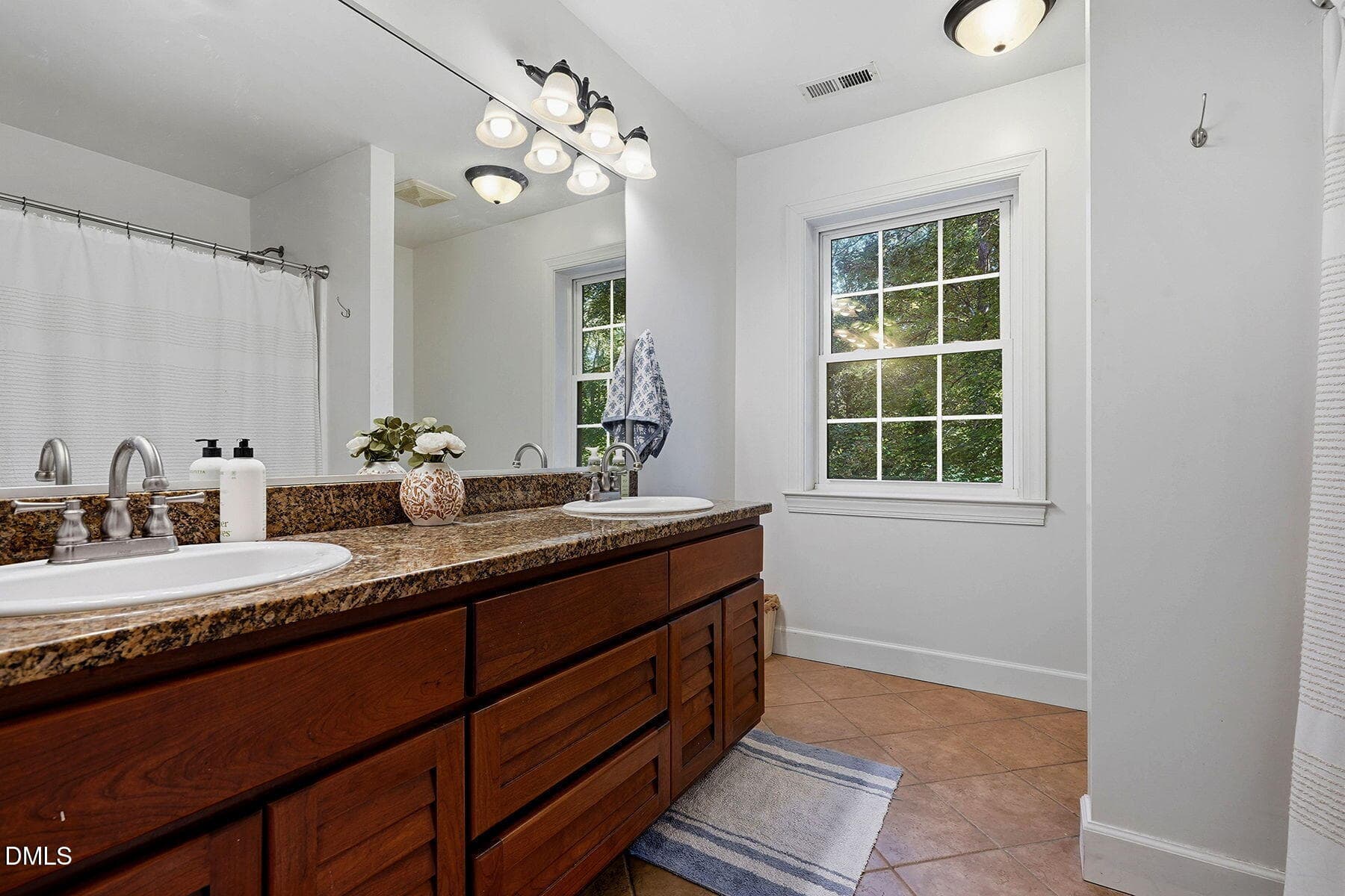48-web-or-mls-415 River Bluff Rd Interio - 415 River Bluff Drive N, Dunn, NC 28334