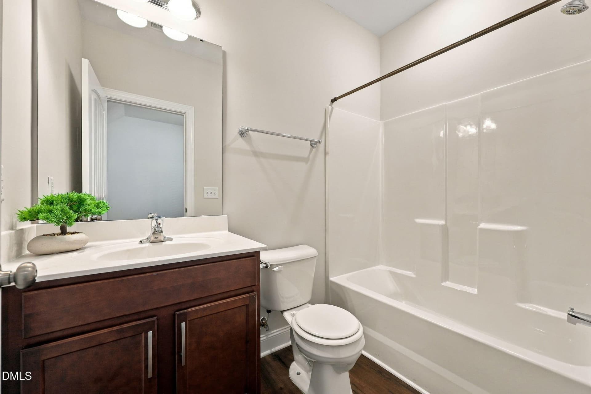 27-web-or-mls-IMG_4271_edit - 1015 Meadow Pond Drive, Durham, NC 27703