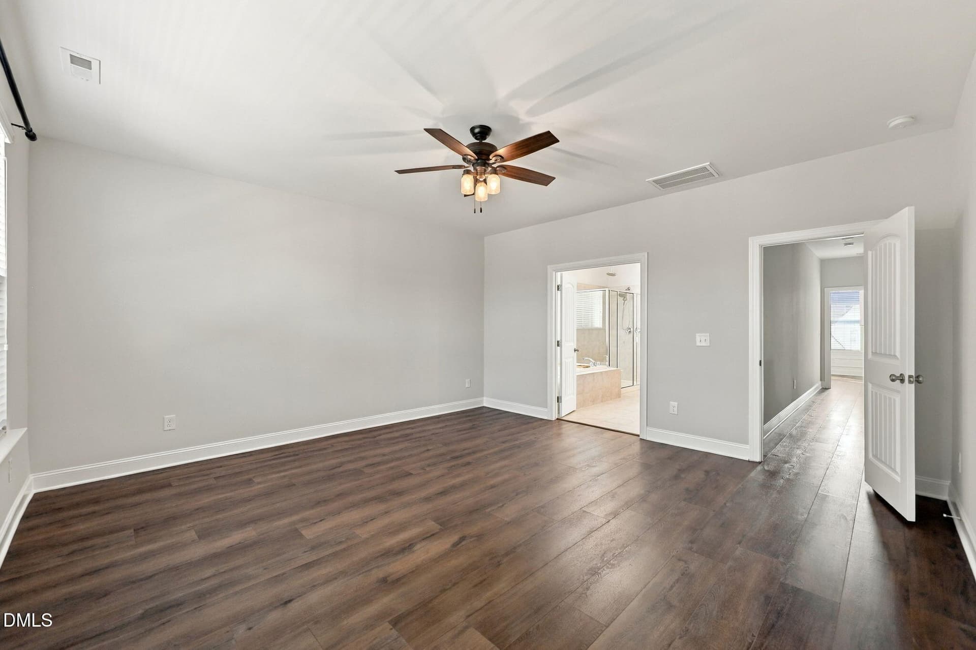 37-web-or-mls-IMG_4301_edit - 1015 Meadow Pond Drive, Durham, NC 27703