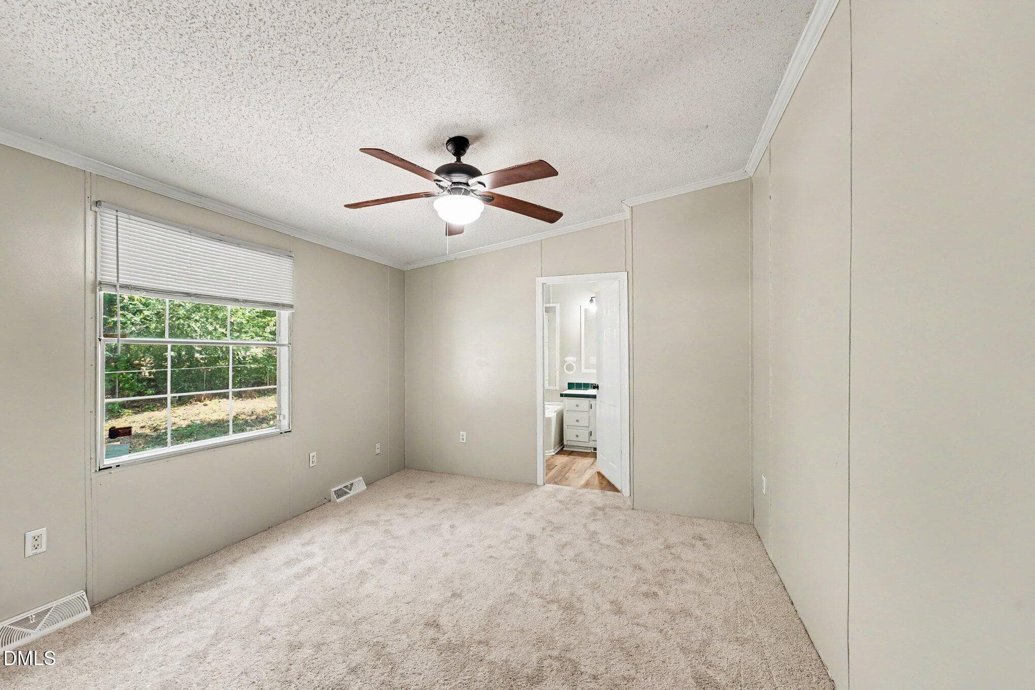 014_file_8917 - 8885 Cliffdale Road, Fayetteville, NC 28314, Fayetteville