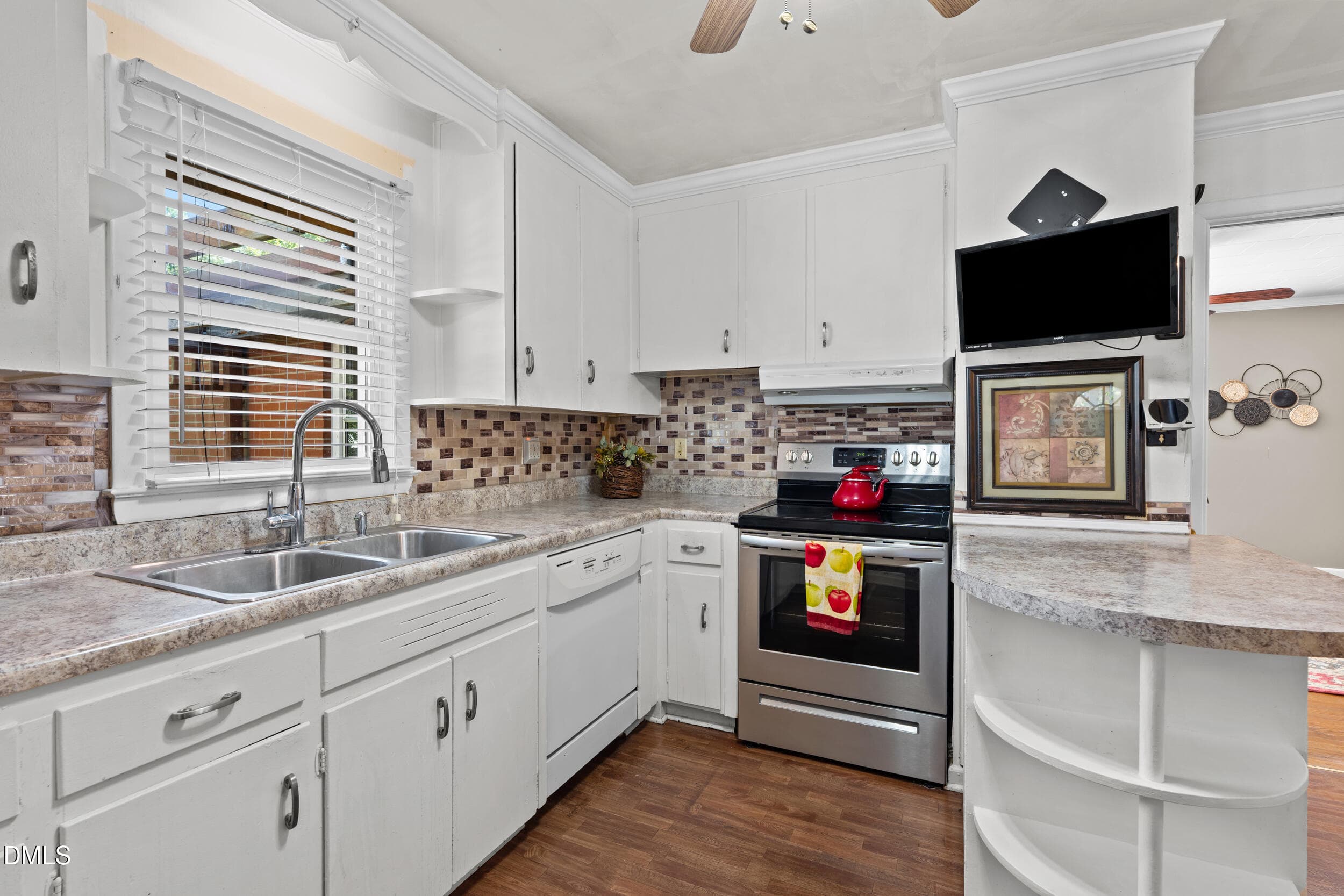Kitchen - 208 Old Post Road, Erwin, NC 28339, Erwin