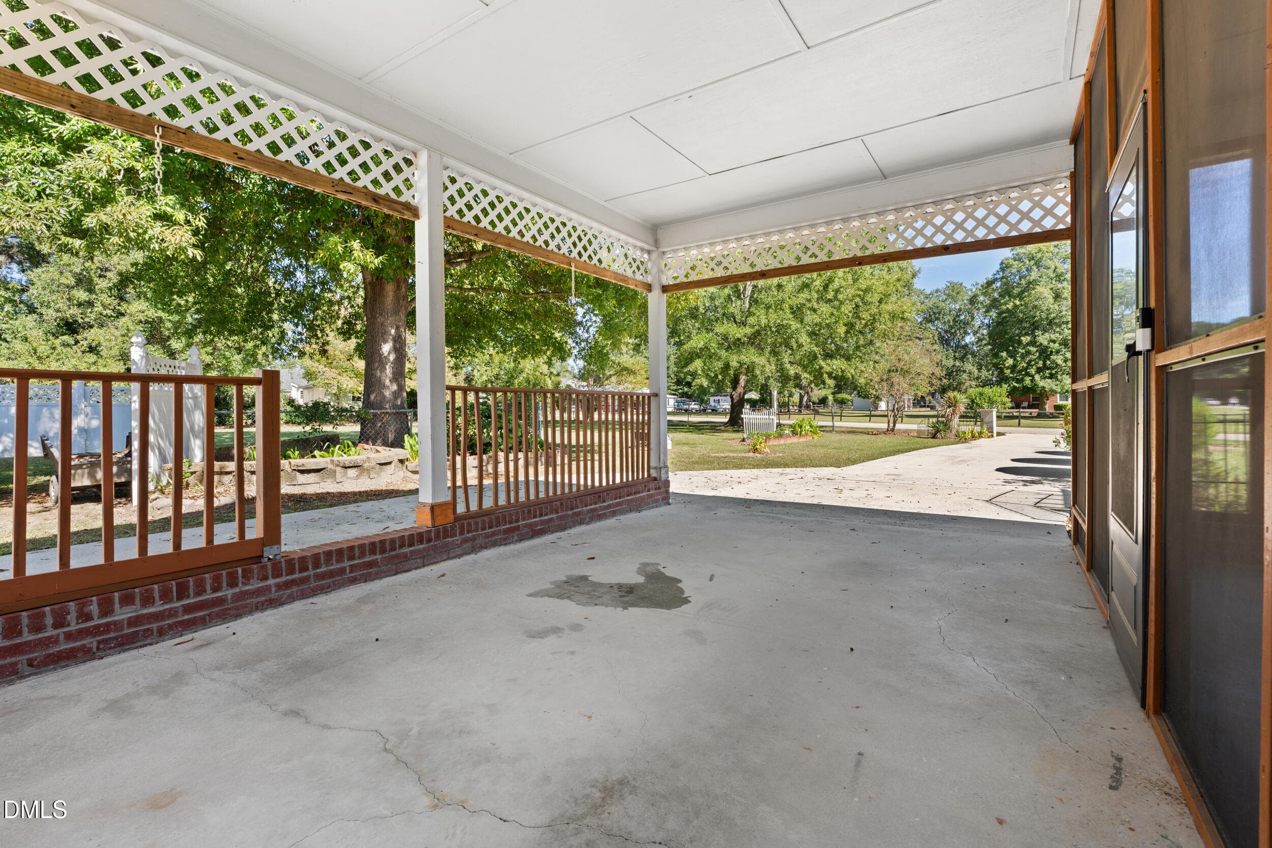 Entrance - 208 Old Post Road, Erwin, NC 28339, Erwin