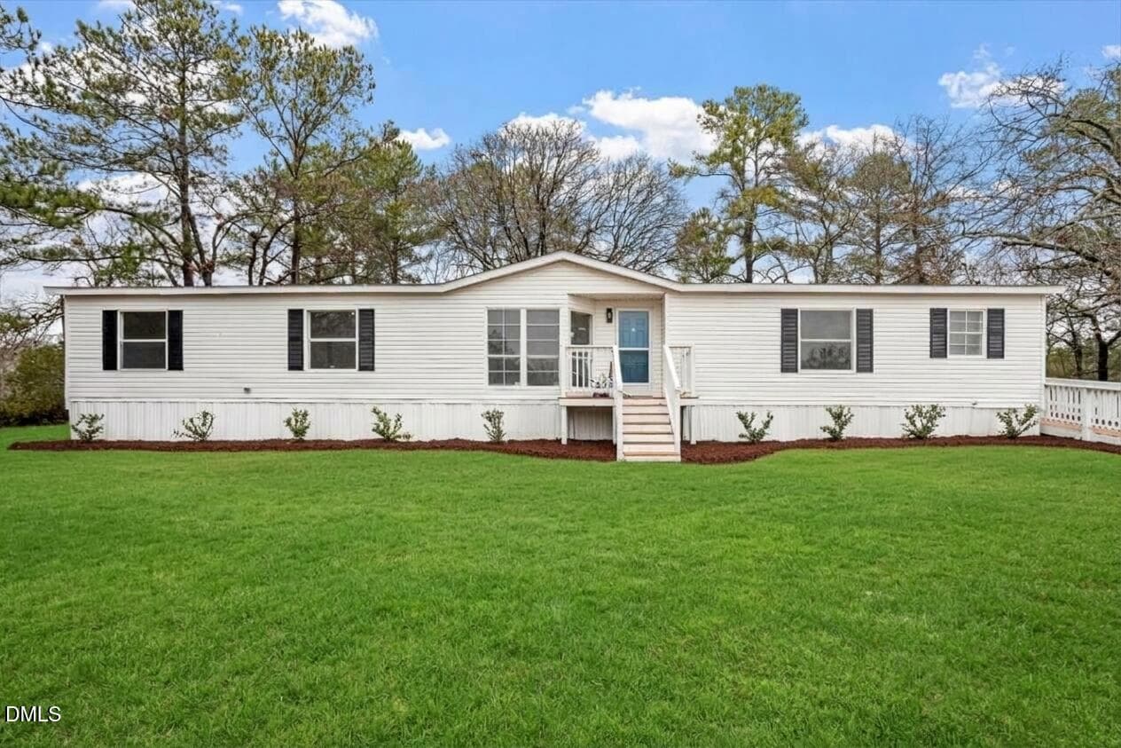 217 Mckay Drive, Spring Lake, NC 28390