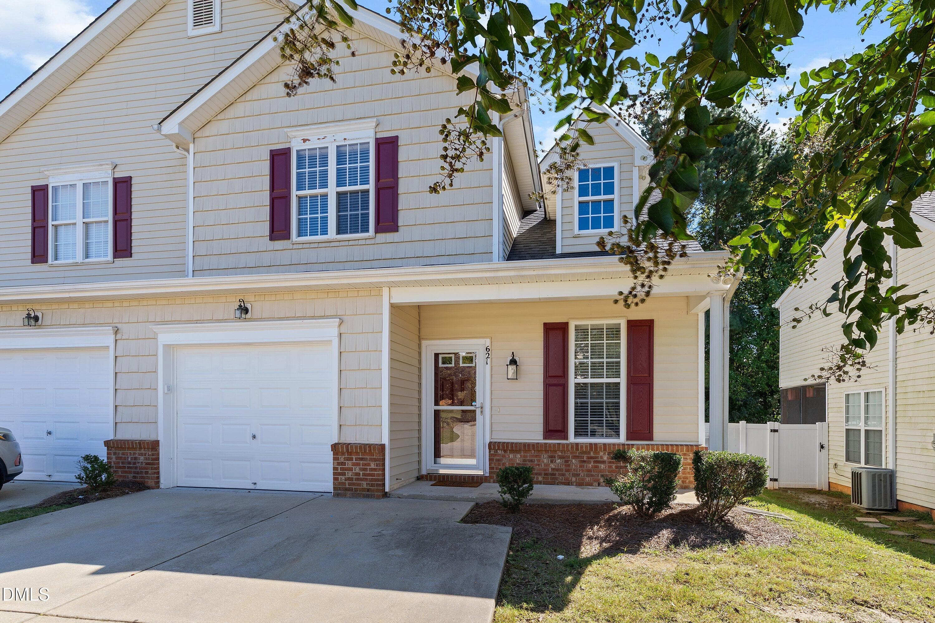 621 Woodson Drive, Clayton, NC 27527