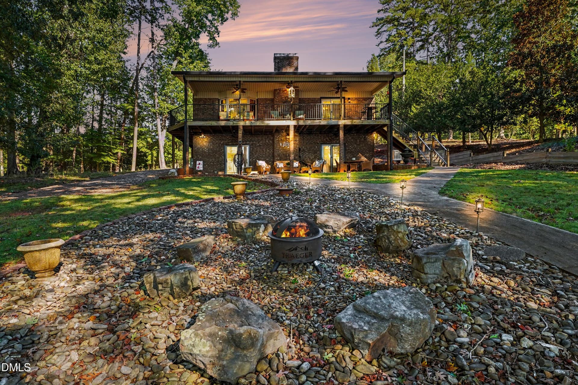 1041 Emerald Shores Road, Mount Gilead, NC 27306