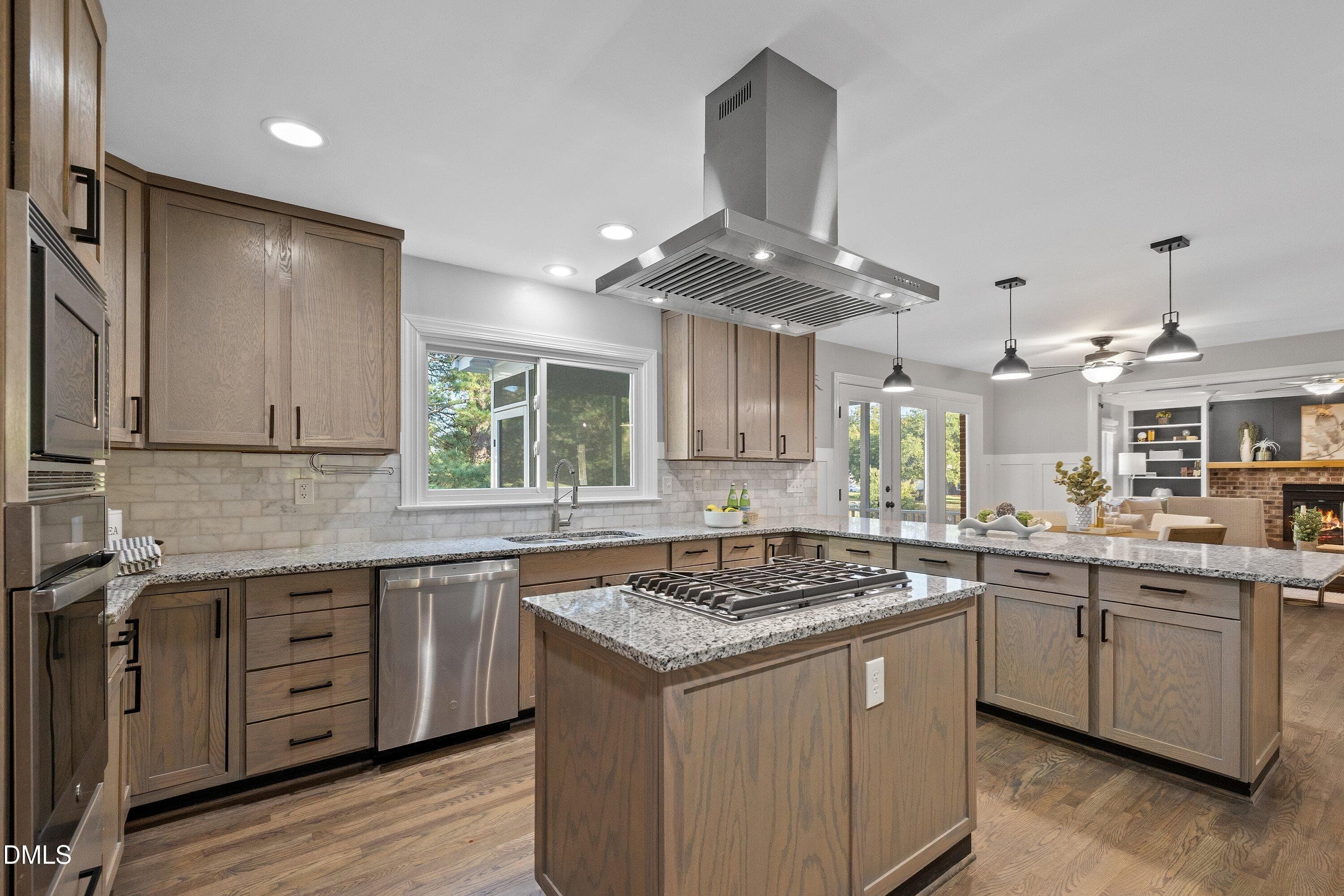 19 Kitchen - Island - 5413 W Oaks Drive, Fuquay Varina, NC 27526, Fuquay Varina