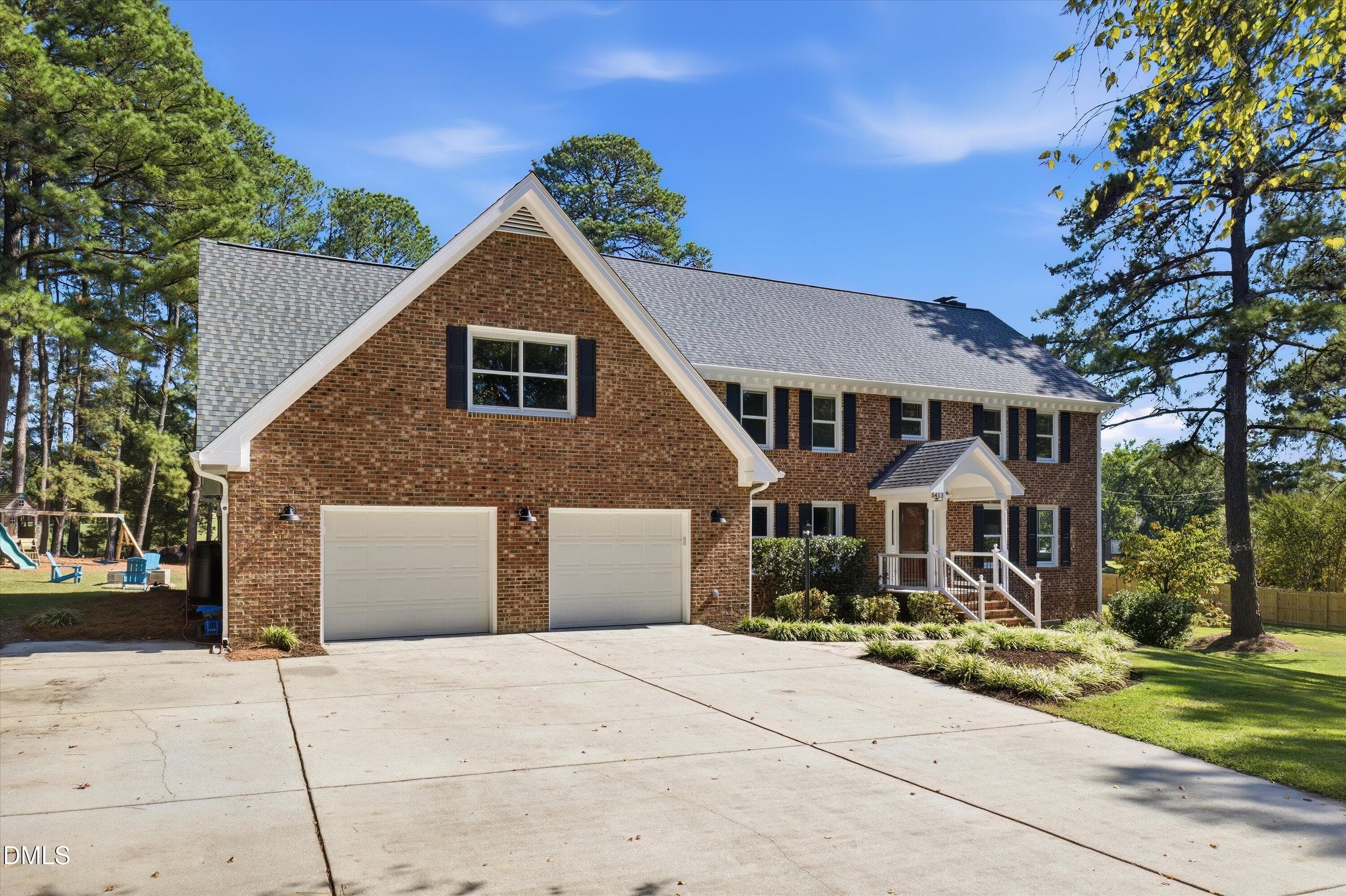 86 Exterior Front - Driveway - 5413 W Oaks Drive, Fuquay Varina, NC 27526, Fuquay Varina