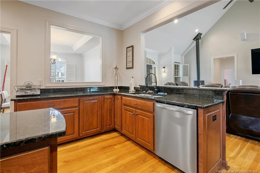 Stainless Appliances - 3435 Camberly Drive, Fayetteville, NC 28306, Fayetteville