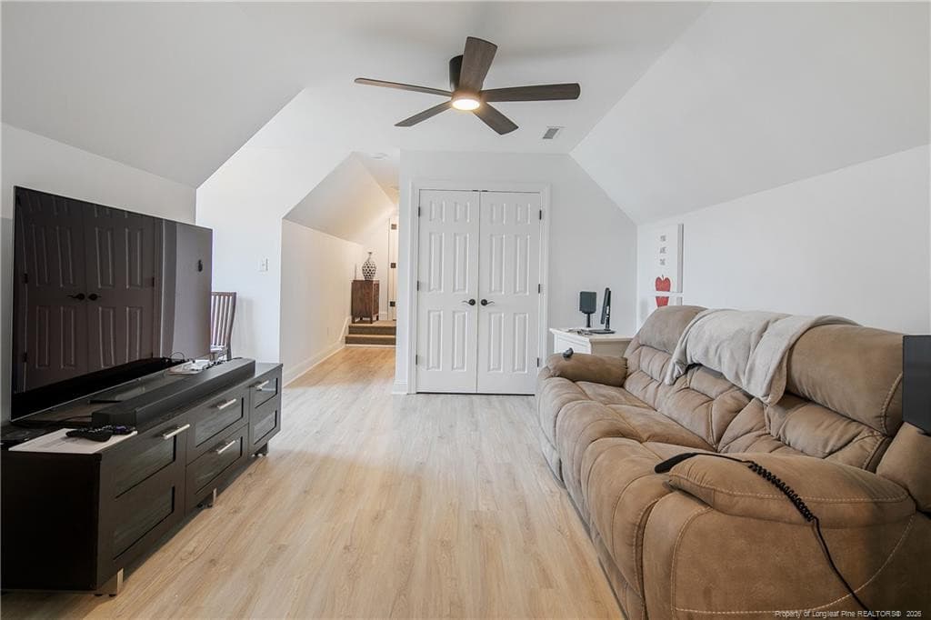 Huge Bonus Room - 3435 Camberly Drive, Fayetteville, NC 28306, Fayetteville
