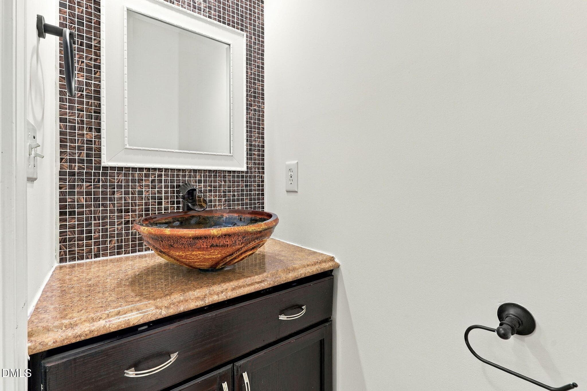 22-web-or-mls-IMG_3361_edit - 116 Anterbury Drive, Apex, NC 27502, Apex