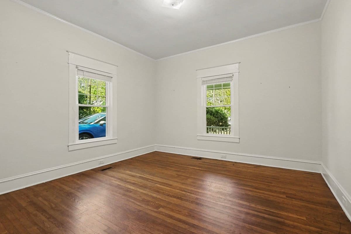 005_file_3497.jpg - 903 W Markham Avenue, Durham, NC 27701