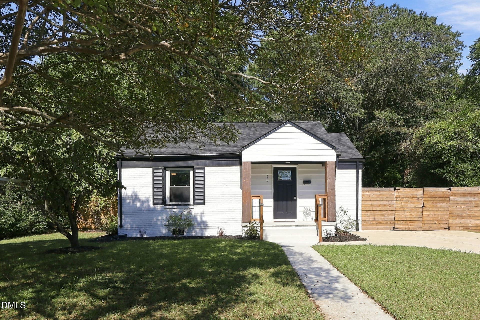 1-web-or-mls-IMG_4727_1 - 709 Brighton Road, Raleigh, NC 27610