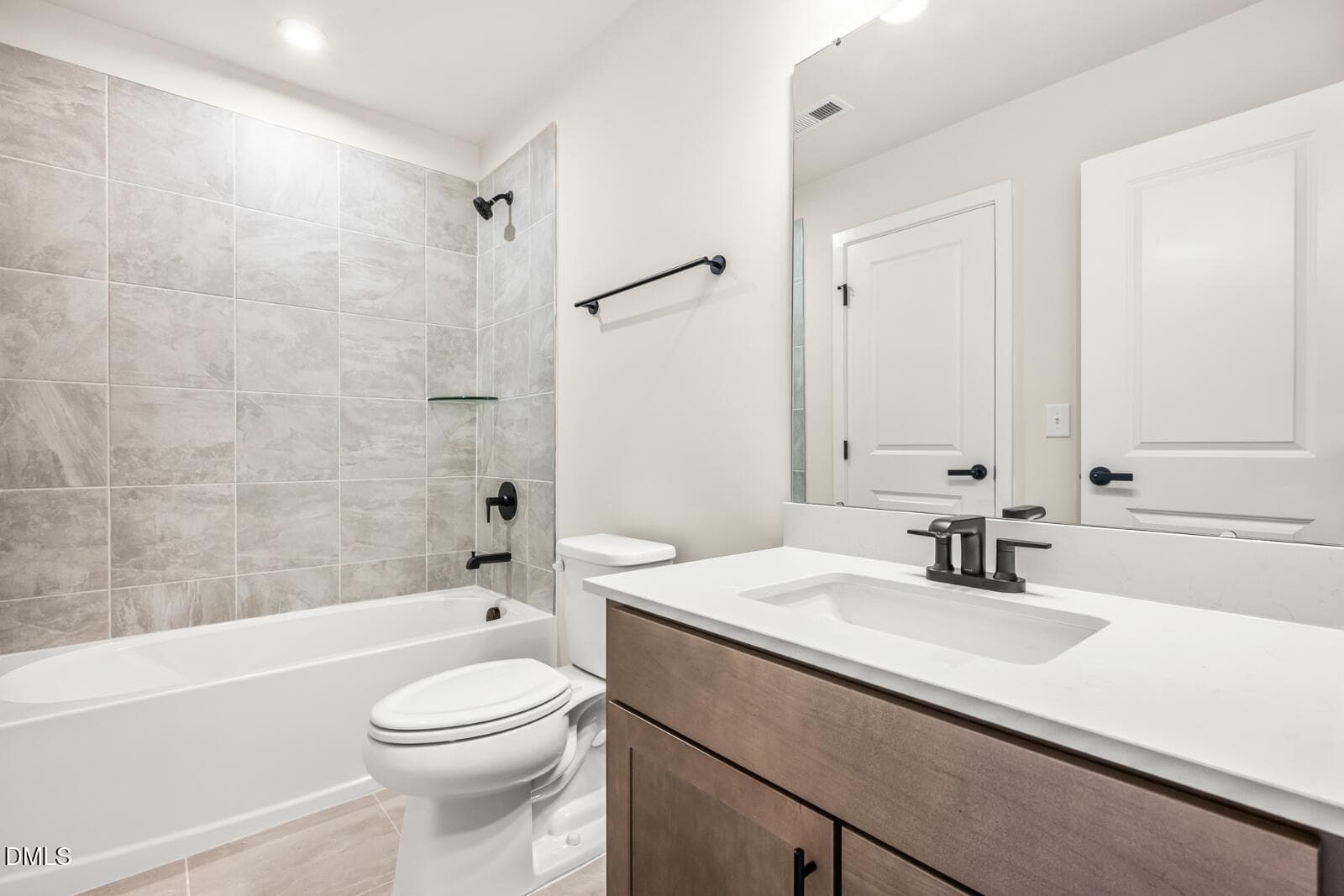 Secondary Bath - 3221 Cherry Vale Lane, Raleigh, NC 27604
