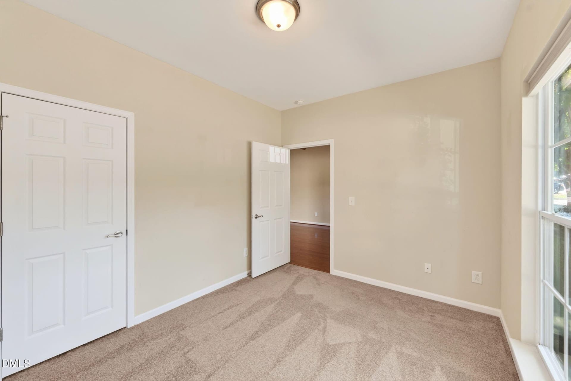 13-web-or-mls-P1091675 - 1164 Kelso Lane, Burlington, NC 27215