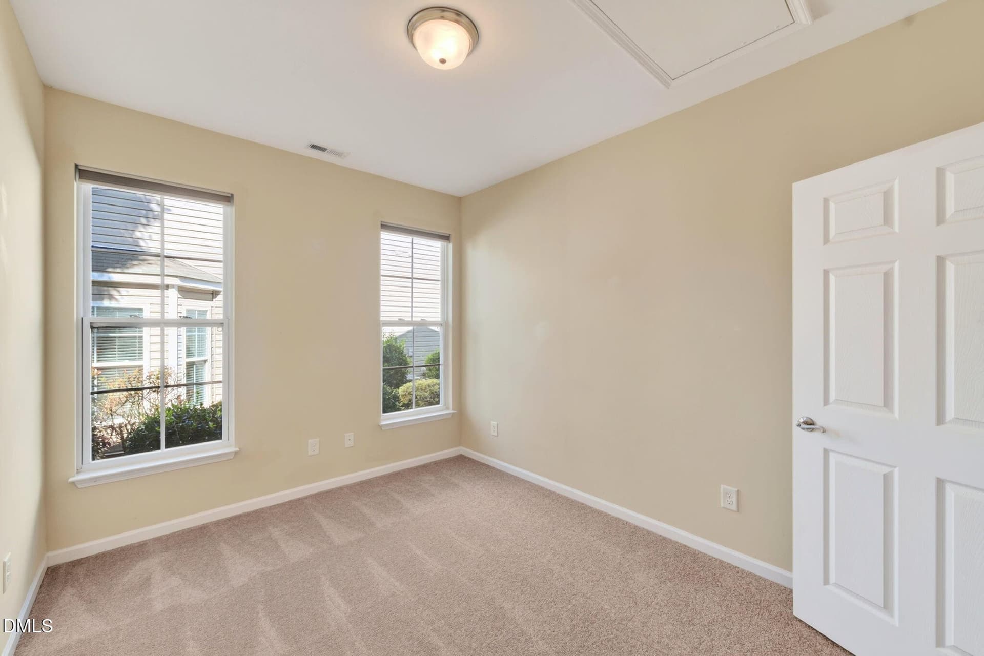 16-web-or-mls-P1091700 - 1164 Kelso Lane, Burlington, NC 27215