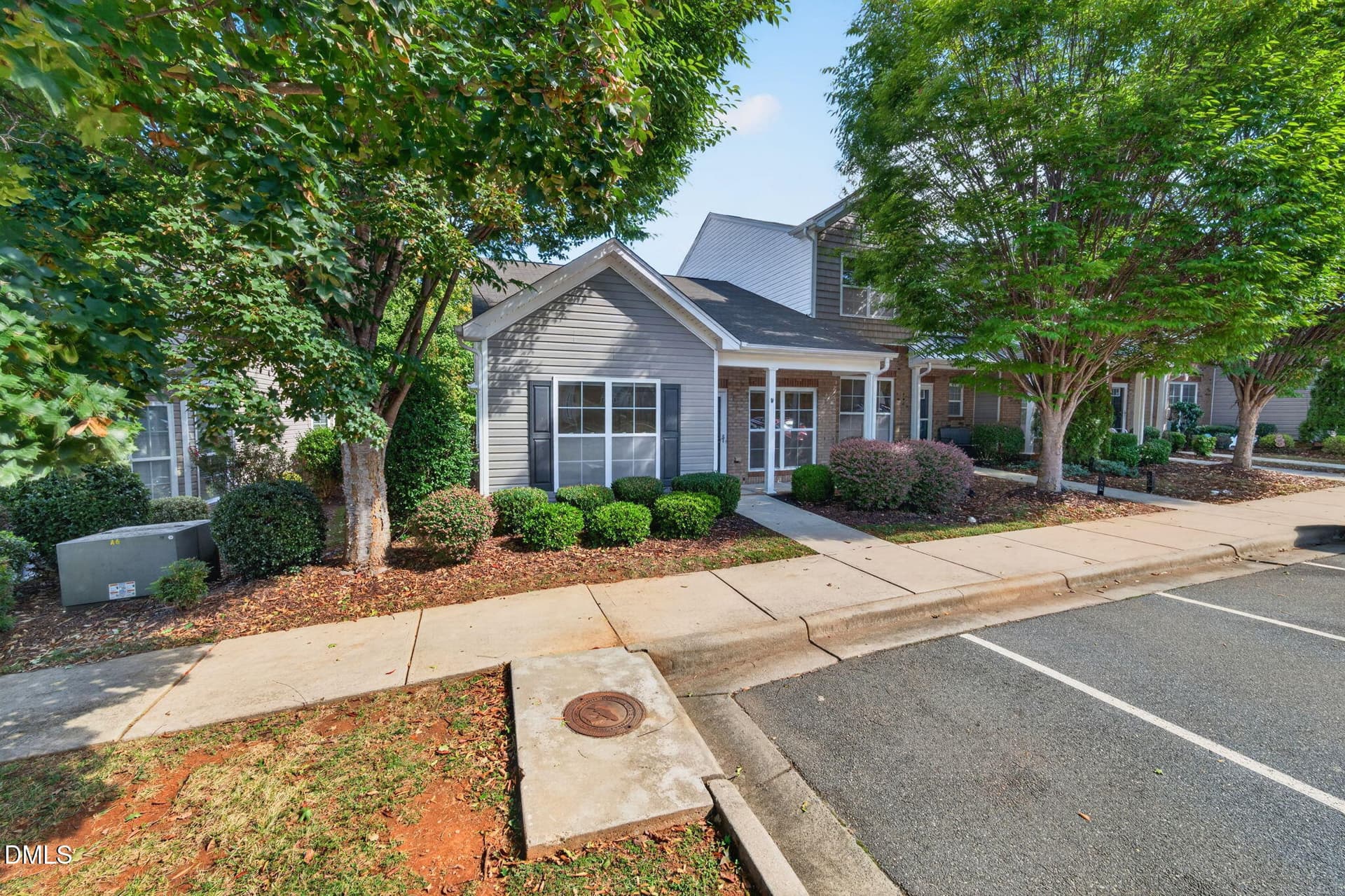 37-web-or-mls-P1091877 - 1164 Kelso Lane, Burlington, NC 27215