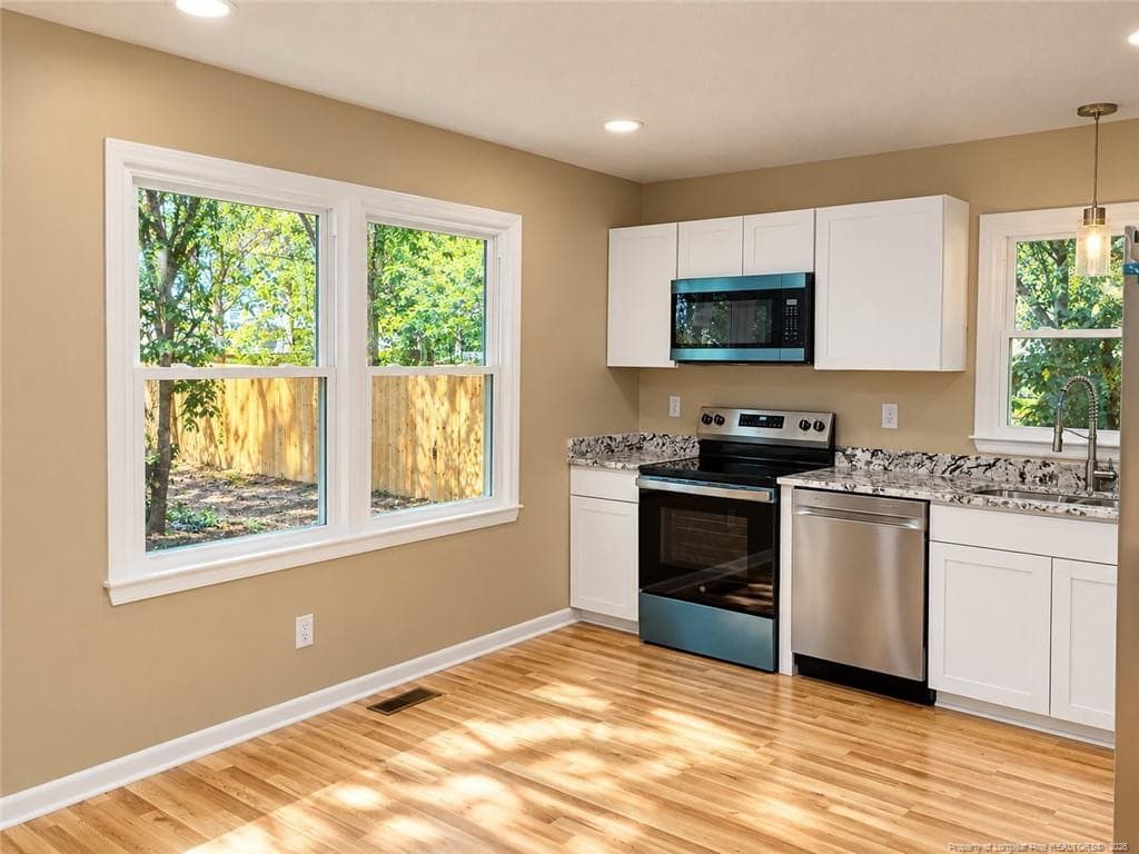 Photo 8 - 912 Winterberry Drive, Fayetteville, NC 28314, Fayetteville