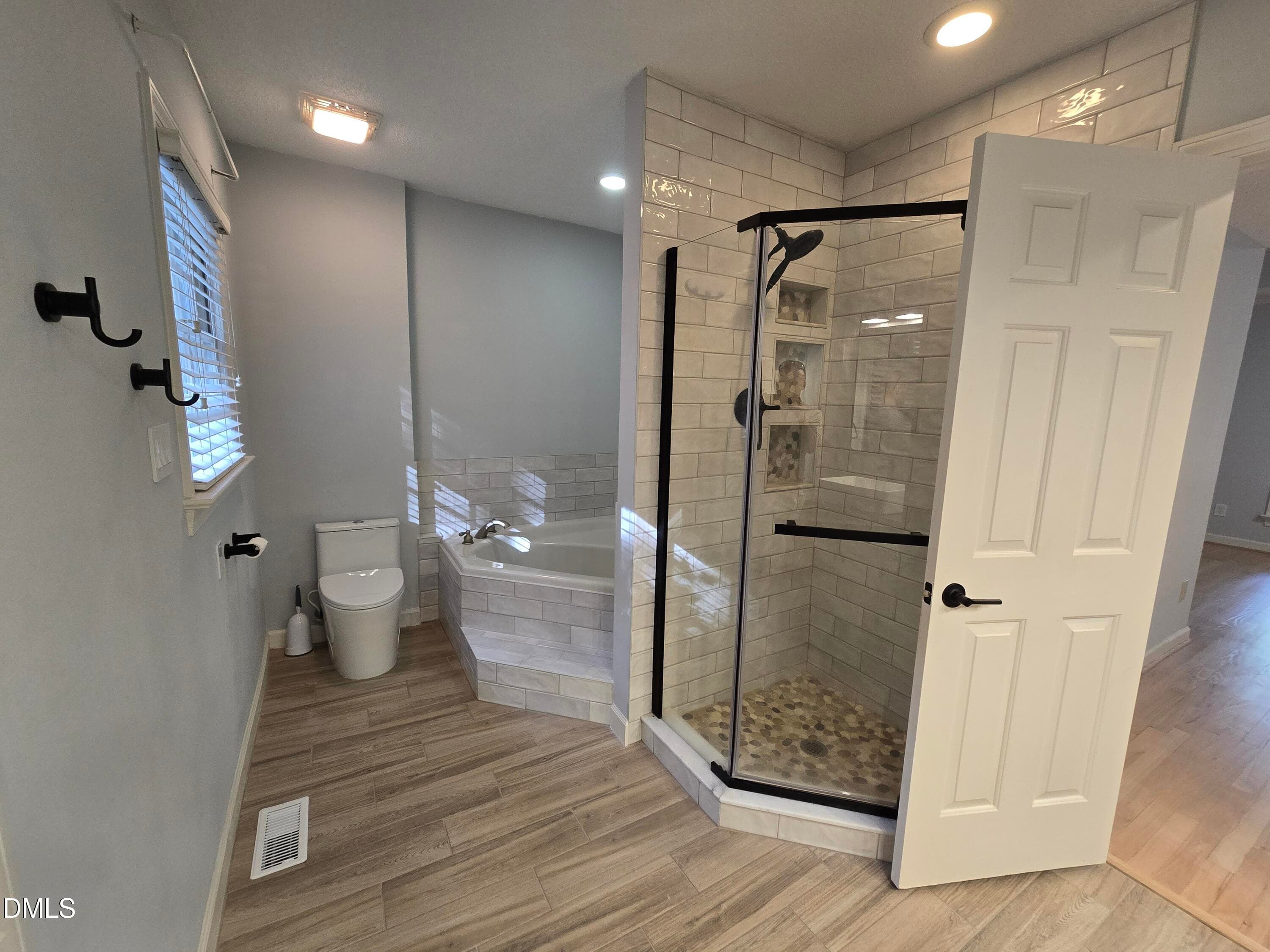 20260927_163327 - 5516 Den Heider Way, Raleigh, NC 27606