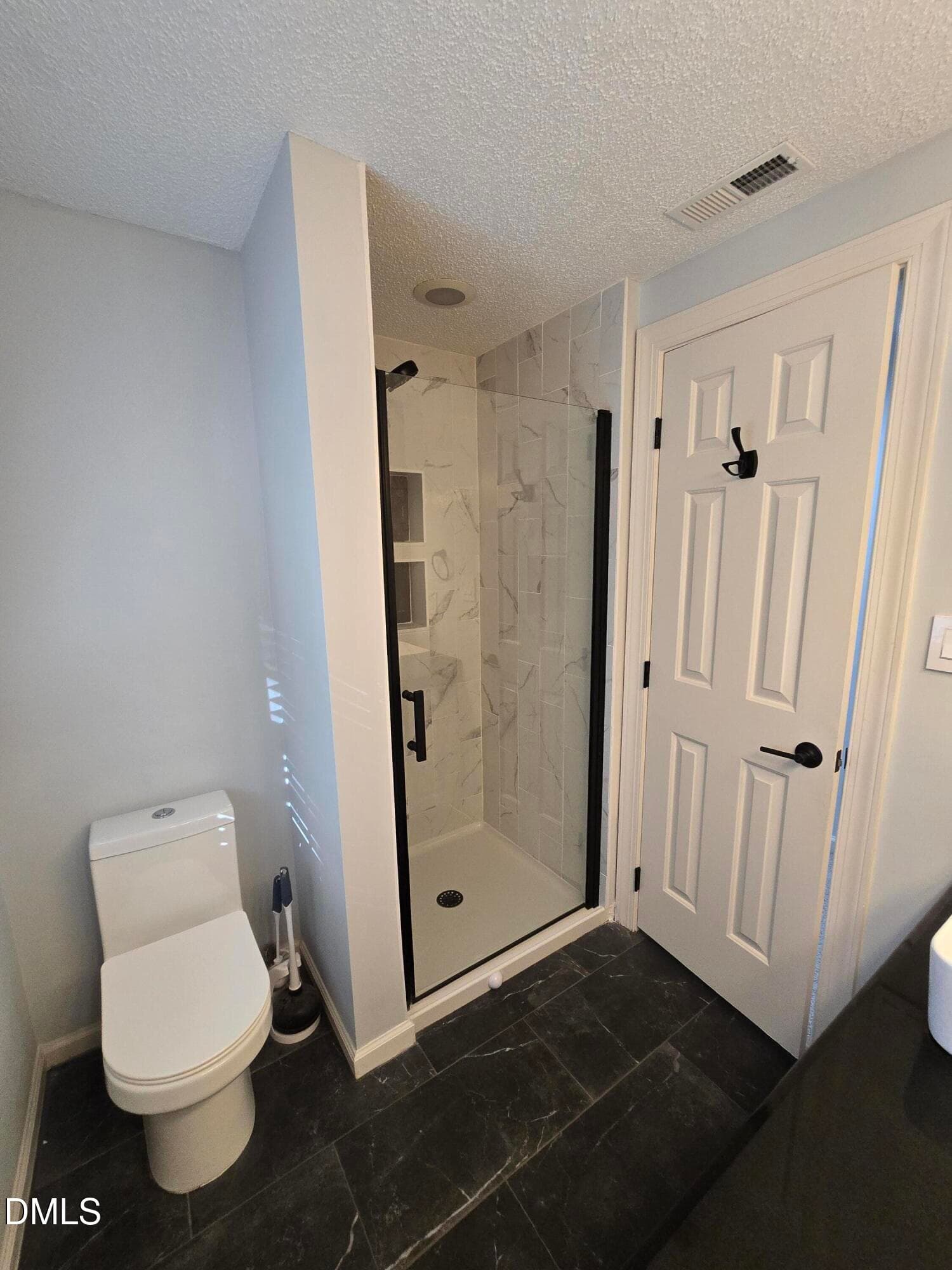 20260927_163524 - 5516 Den Heider Way, Raleigh, NC 27606