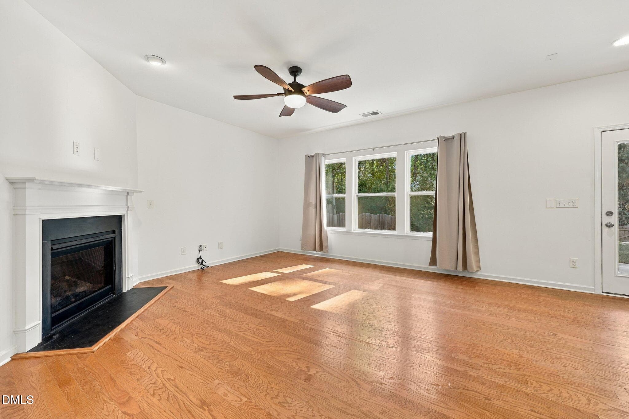 20-web-or-mls-IMG_4087_Edit - 1105 Poplar Street, Durham, NC 27703, Durham