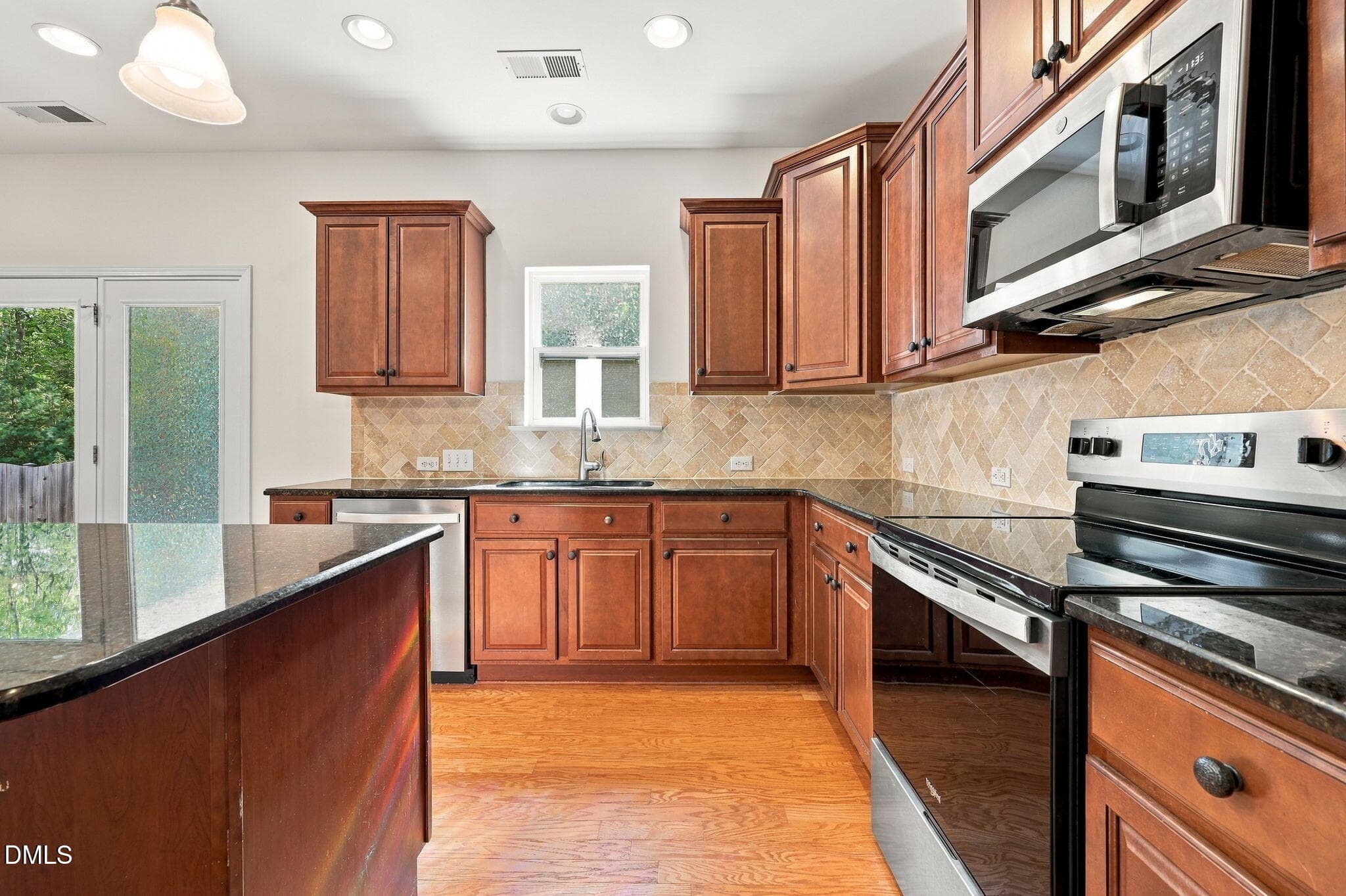 30-web-or-mls-IMG_4240 - 1105 Poplar Street, Durham, NC 27703, Durham