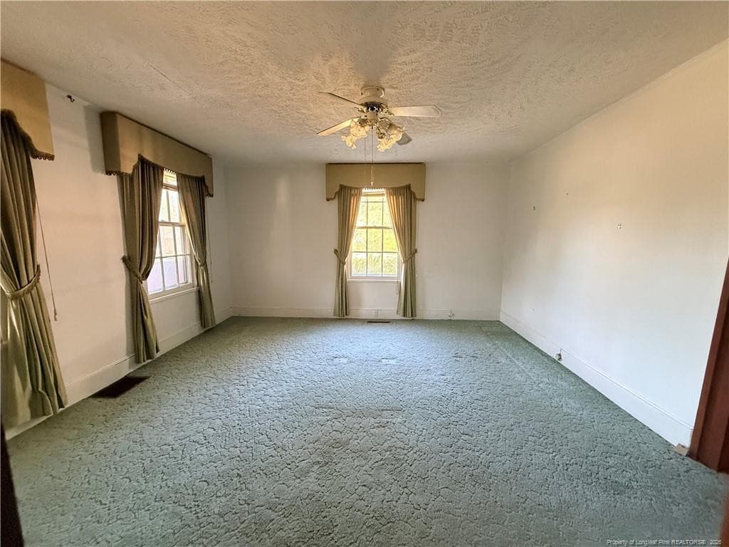 Photo 4 - 2300 Regan Avenue, Fayetteville, NC 28301, Fayetteville