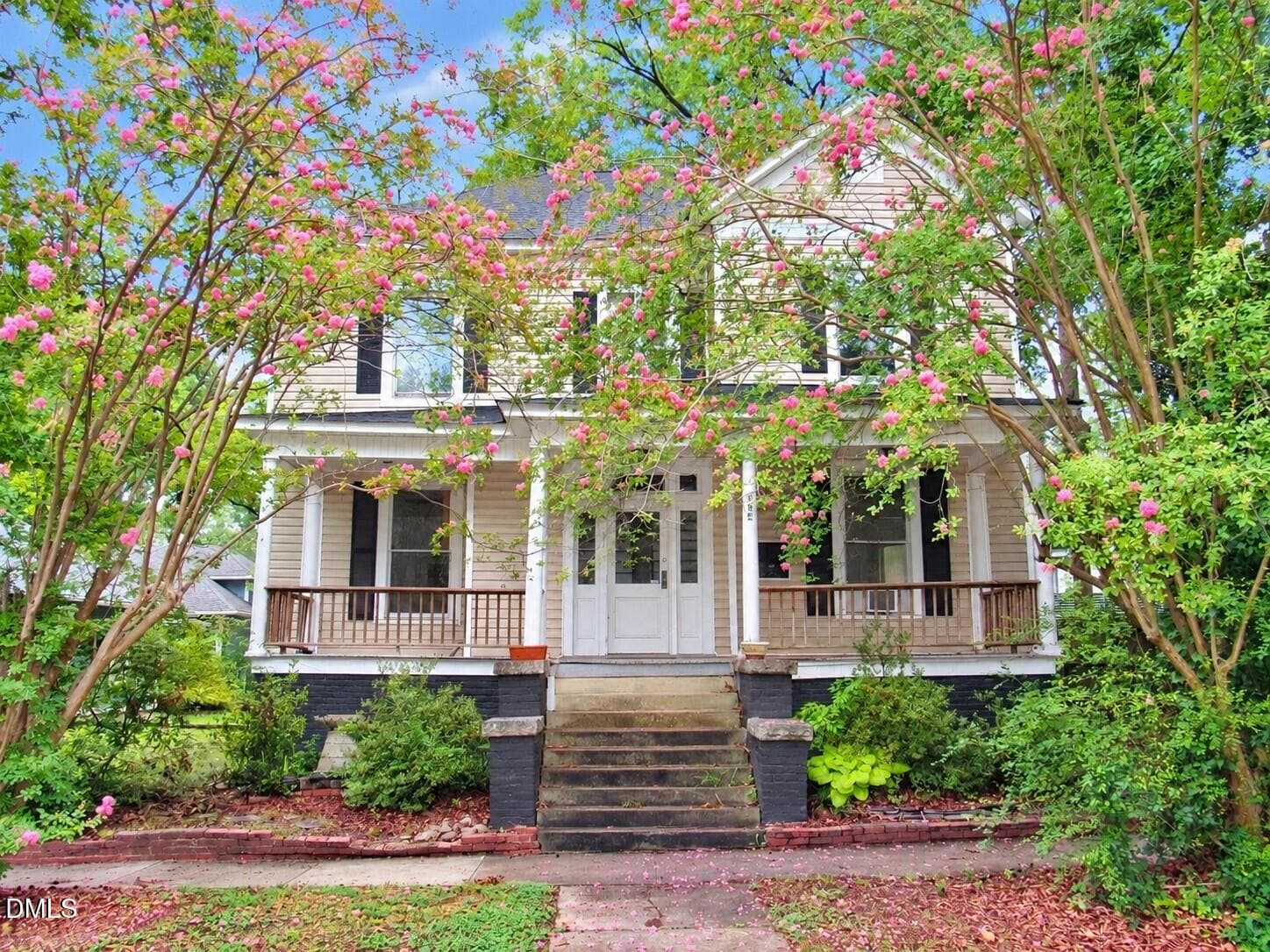 Front view - 804 Lancaster Street, Durham, NC 27701