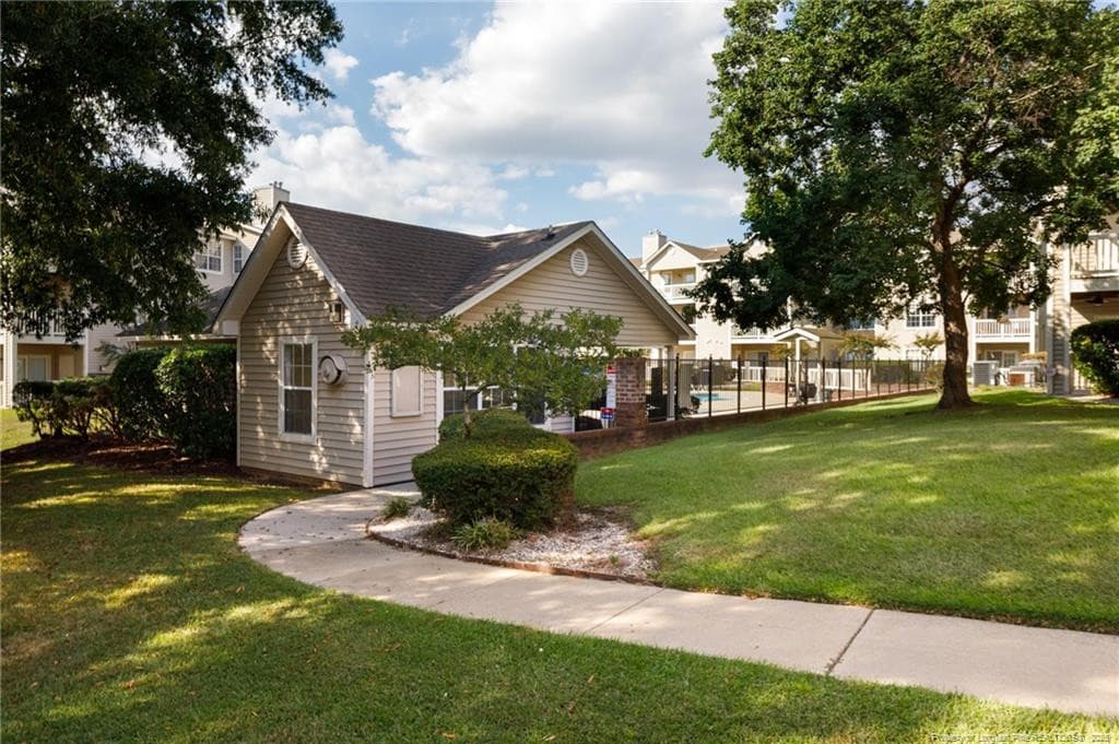 Photo 27 - 2705 Preston Woods Lane 9, Fayetteville, NC 28304, Fayetteville