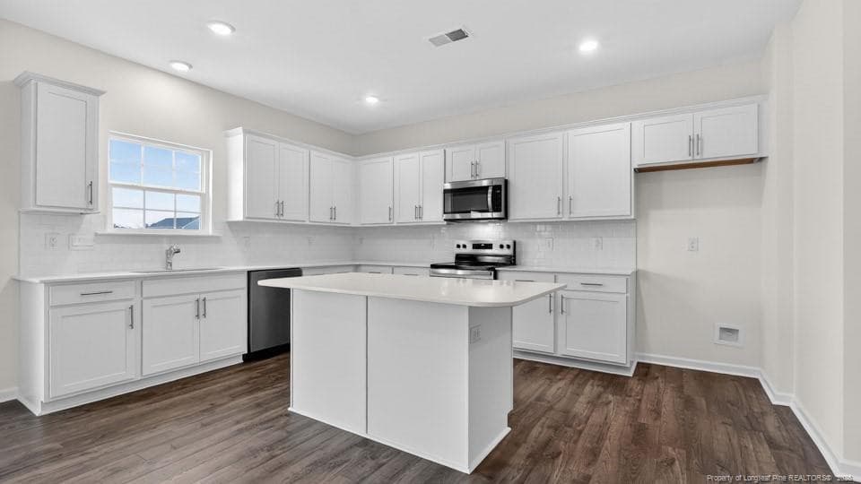 KITCHEN - 176 Rashford Way, Raeford, NC 28376, Raeford