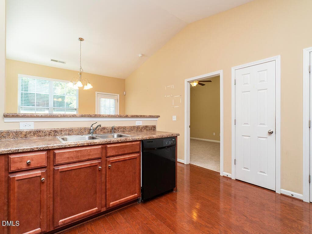 12 1163_KelsoLn Kitchen4_MLS - 1163 Kelso Lane, Burlington, NC 27215, Burlington