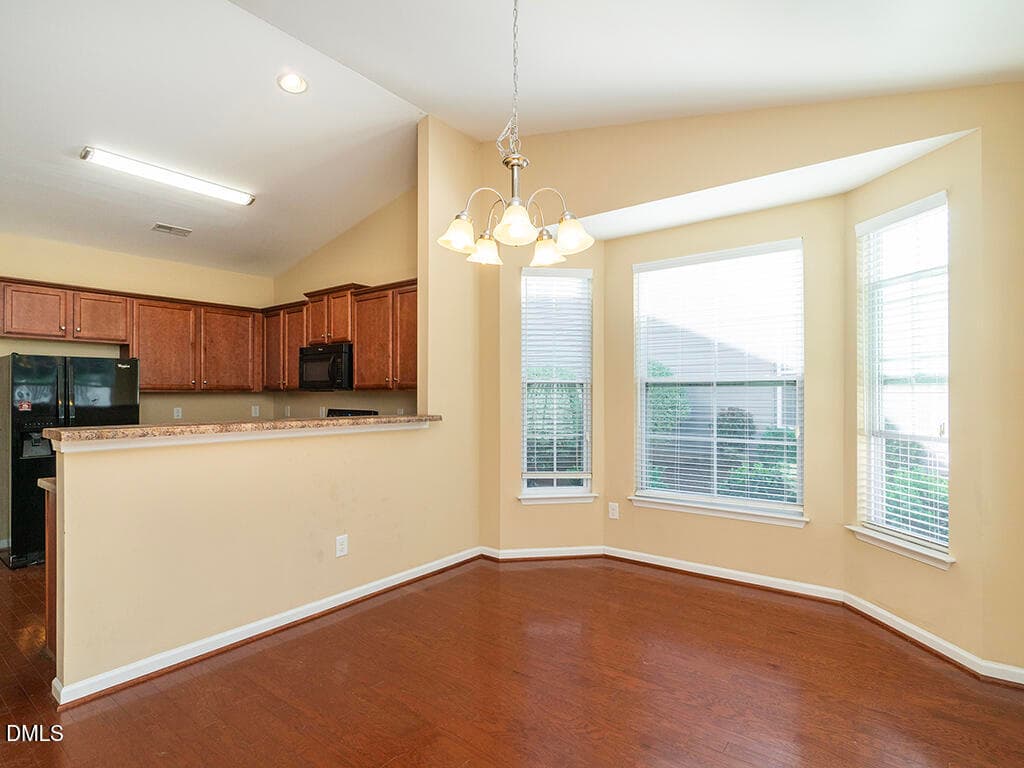 15 1163_KelsoLn Dining1_MLS - 1163 Kelso Lane, Burlington, NC 27215, Burlington