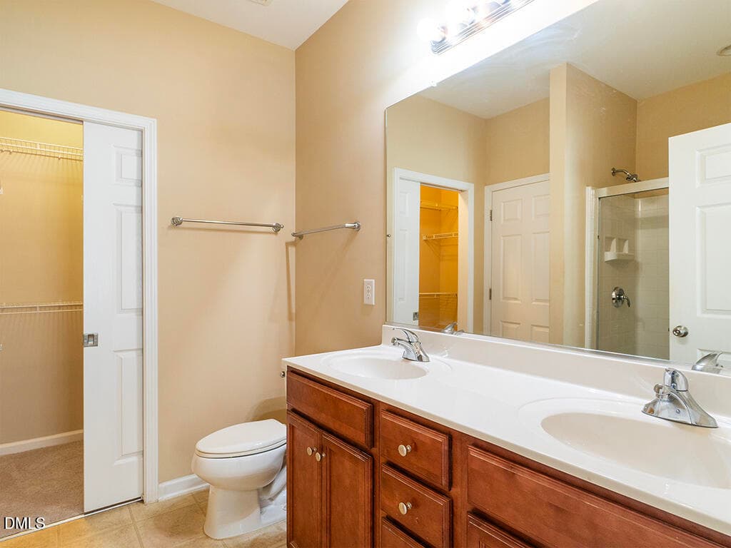 23 1163_KelsoLn PrimaryBath1_MLS - 1163 Kelso Lane, Burlington, NC 27215, Burlington
