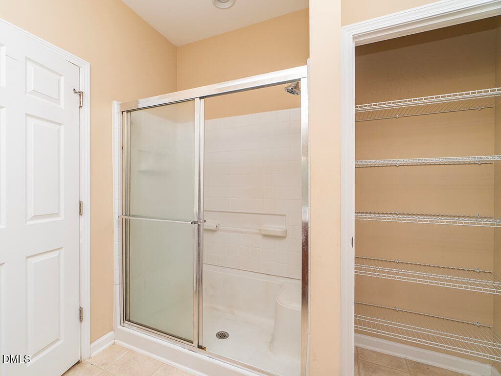 24 1163_KelsoLn PrimaryBath2_MLS - 1163 Kelso Lane, Burlington, NC 27215, Burlington