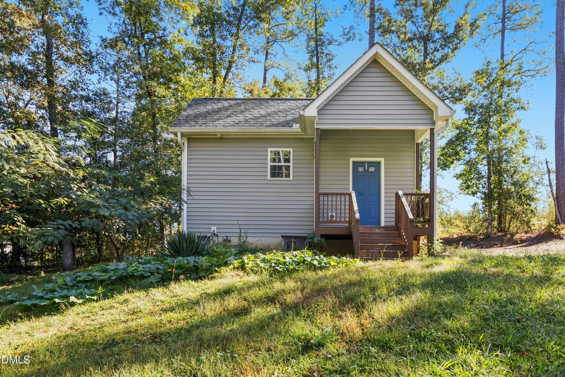 295 Byrdtown Road, Benson, NC 27504