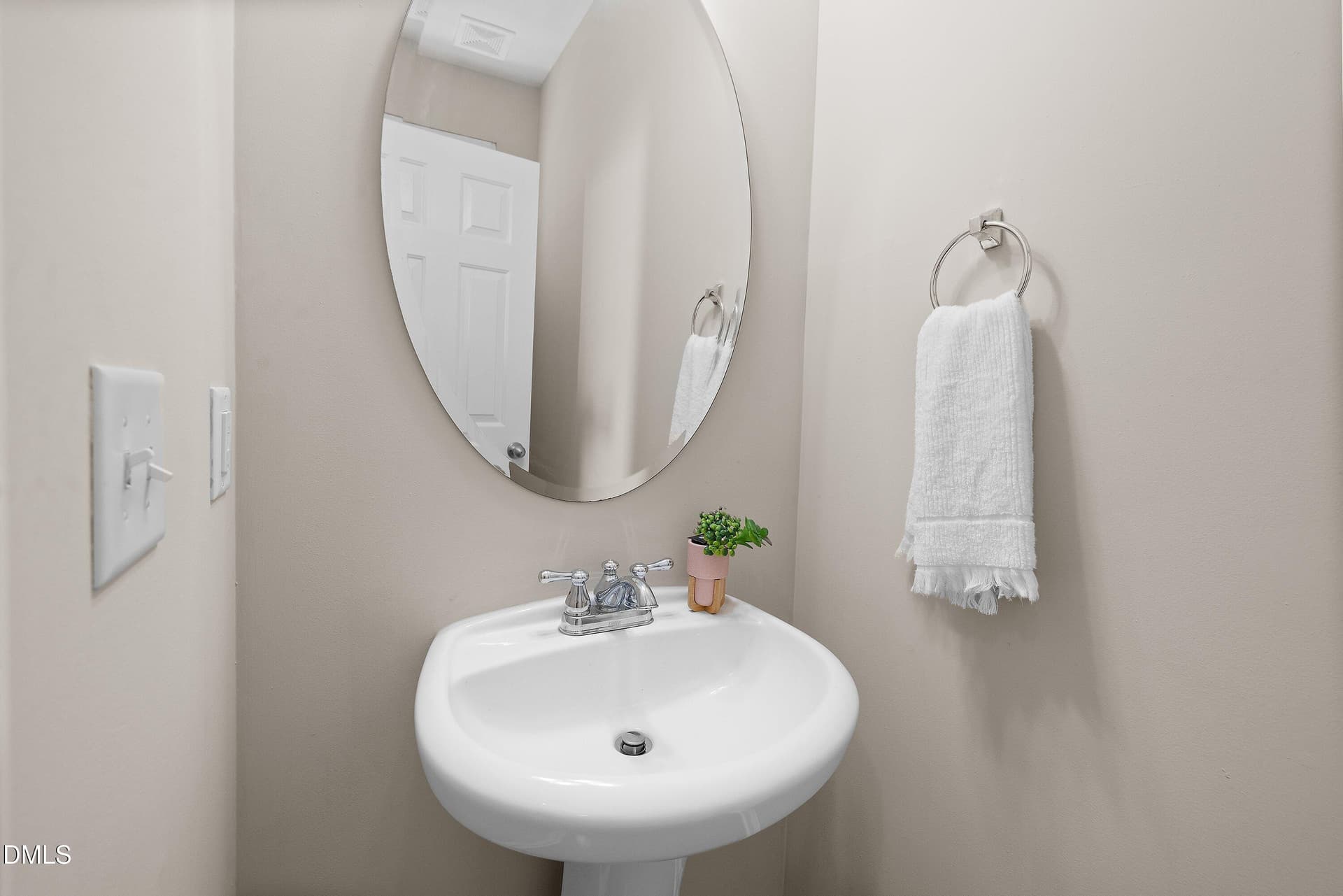 Powder Room - 306 Knightwood Drive, Durham, NC 27703