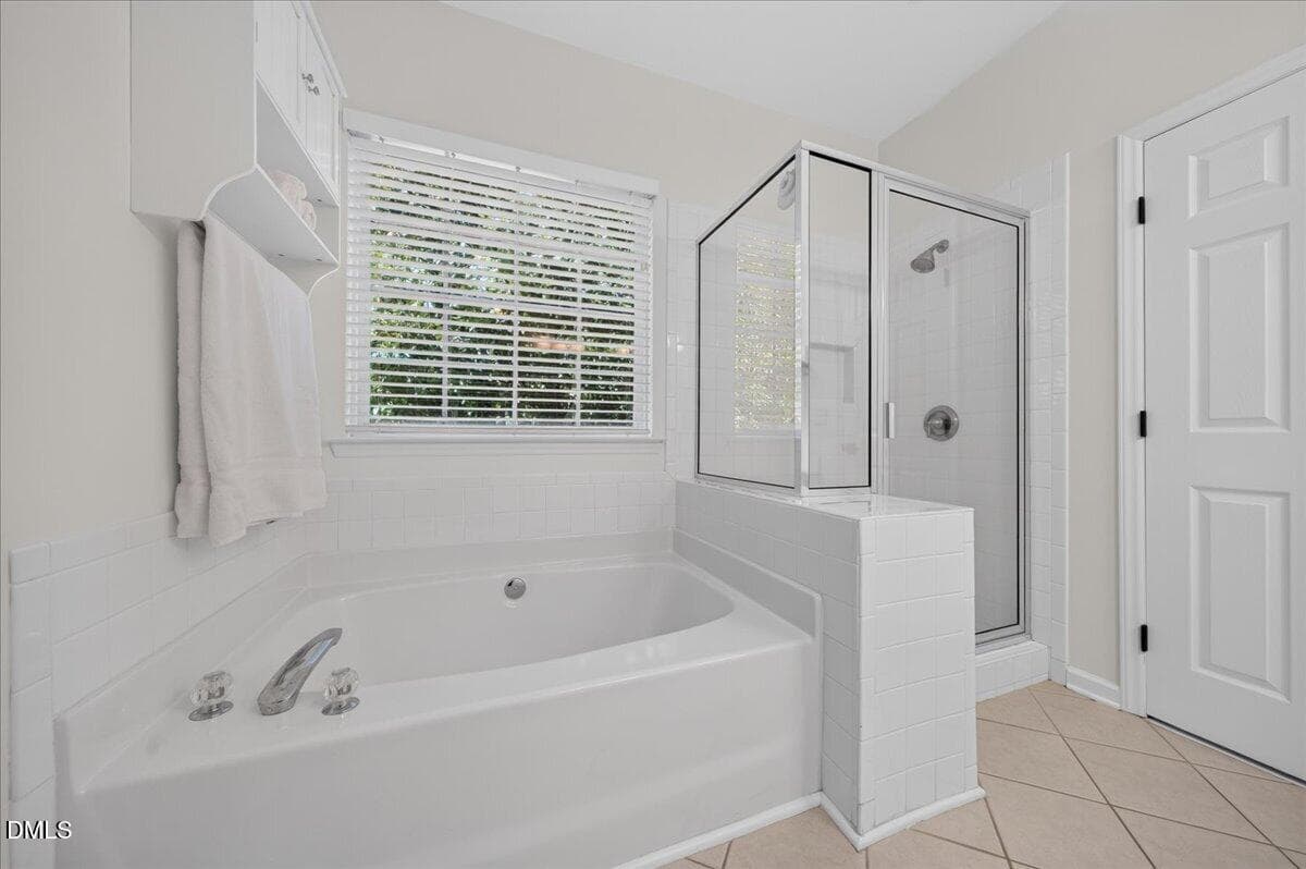 52-5029DeltaLakeRdRaleigh_053 - 5029 Delta Lake Drive, Raleigh, NC 27612, Raleigh
