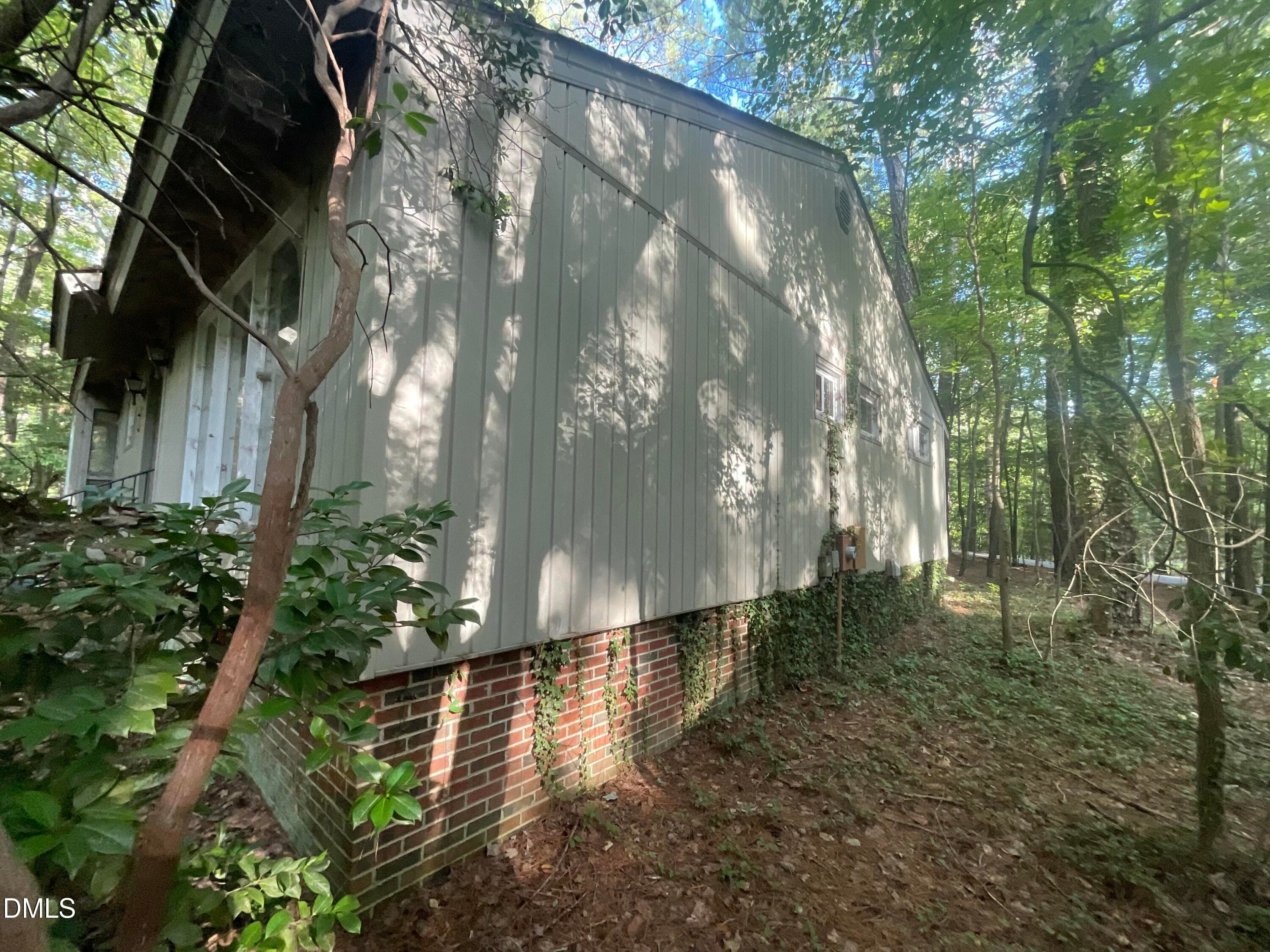 IMG_7094 - 1300 W Carolina Drive, Sanford, NC 27332, Sanford