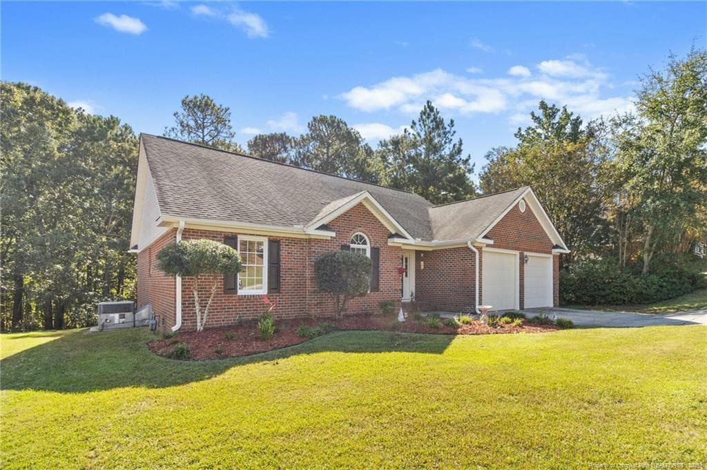 Photo 2 - 325 Lionshead Road, Fayetteville, NC 28311, Fayetteville