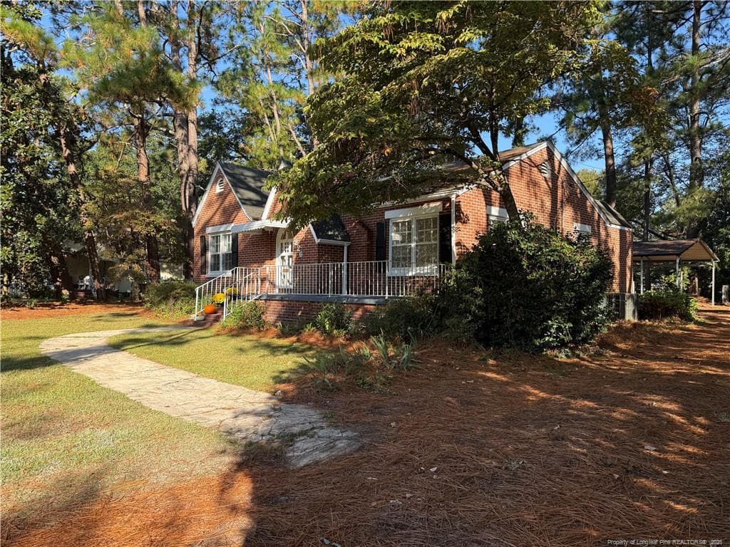 Photo 3 - 226 Harris Avenue, Raeford, NC 28376, Raeford