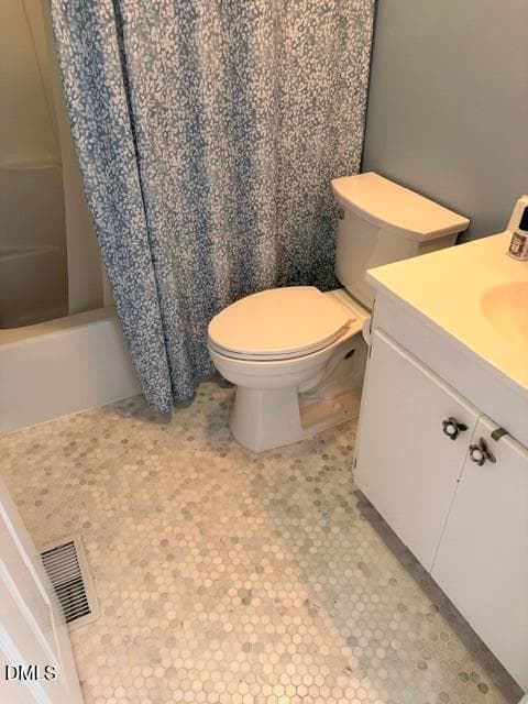 Guest bath - 1207 Berkeley Street, Durham, NC 27705