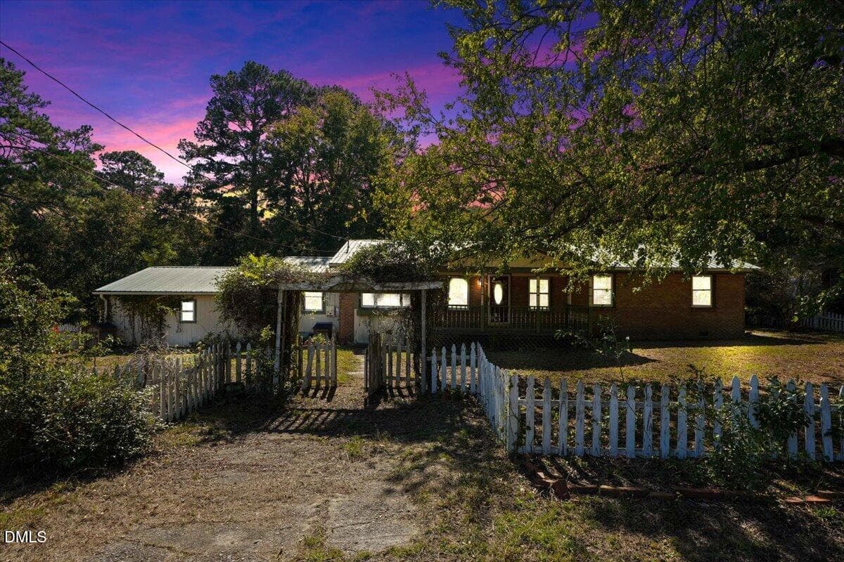 102 Gainey Drive, Goldsboro, NC 27530