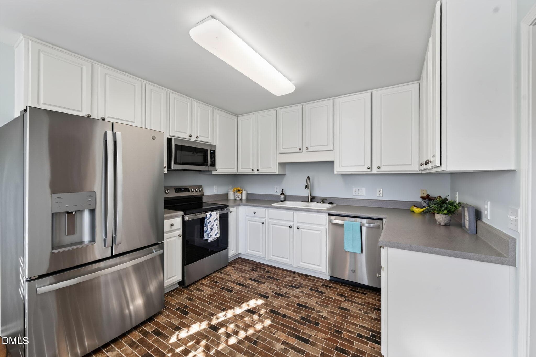 Kitchen - 3709 Tartan Lane, Burlington, NC 27215, Burlington