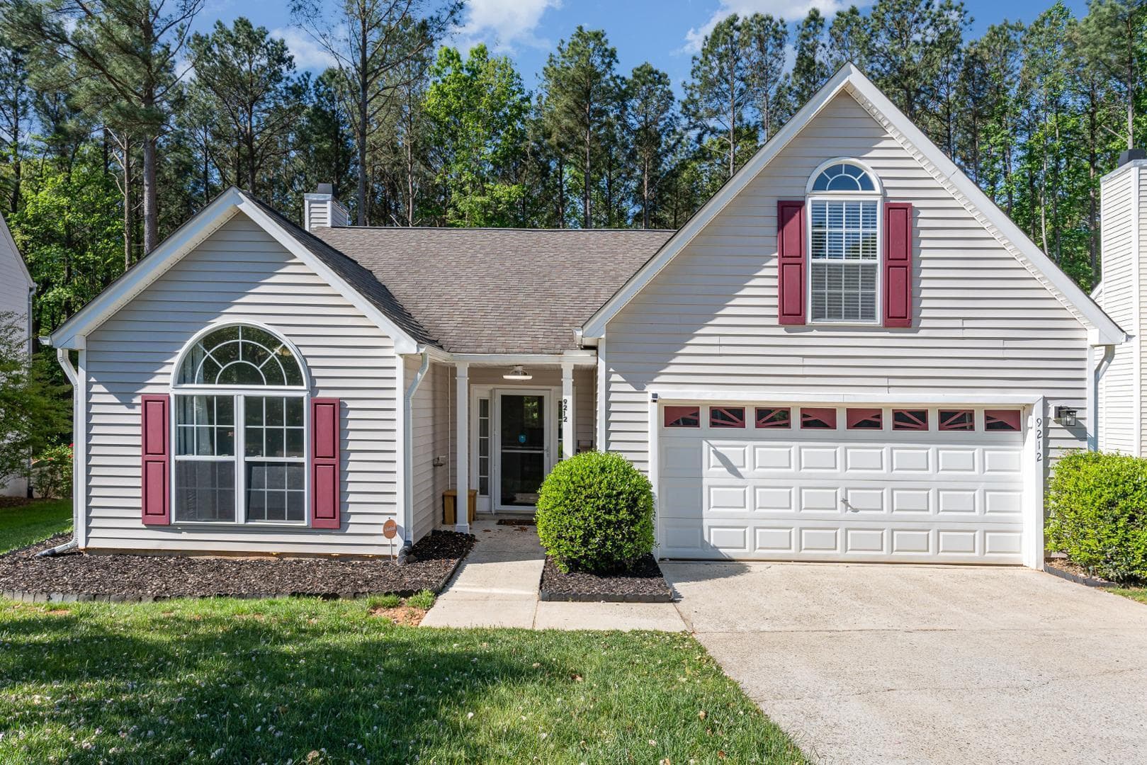 9212 Erinsbrook Drive, Raleigh, NC 27617