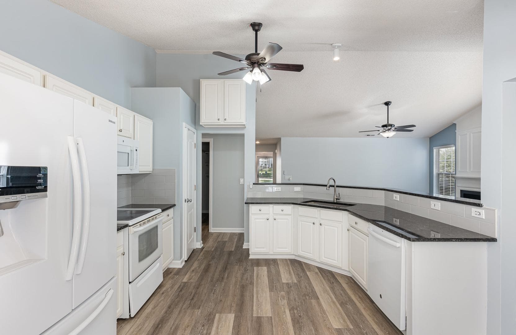 Photo #8 - 9212 Erinsbrook Drive, Raleigh, NC 27617