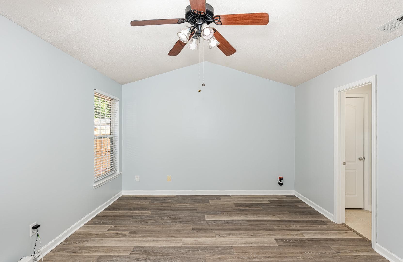 Photo #11 - 9212 Erinsbrook Drive, Raleigh, NC 27617