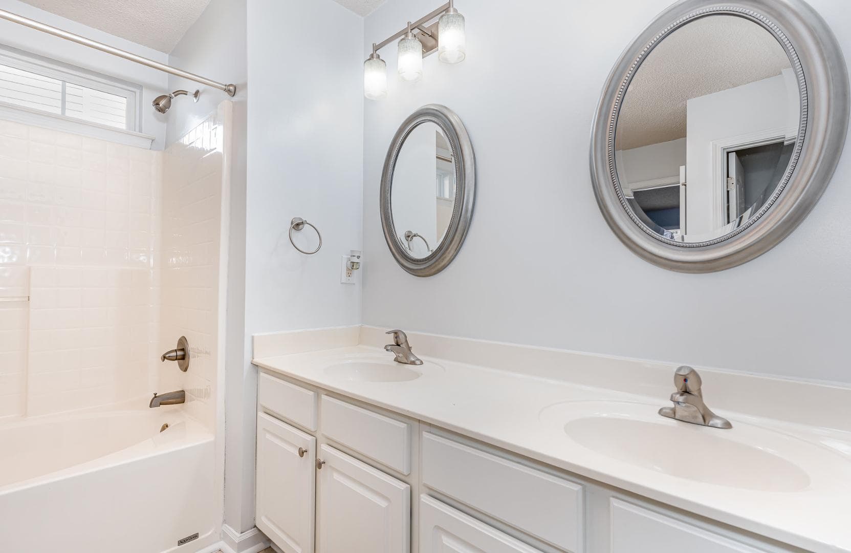 Photo #12 - 9212 Erinsbrook Drive, Raleigh, NC 27617