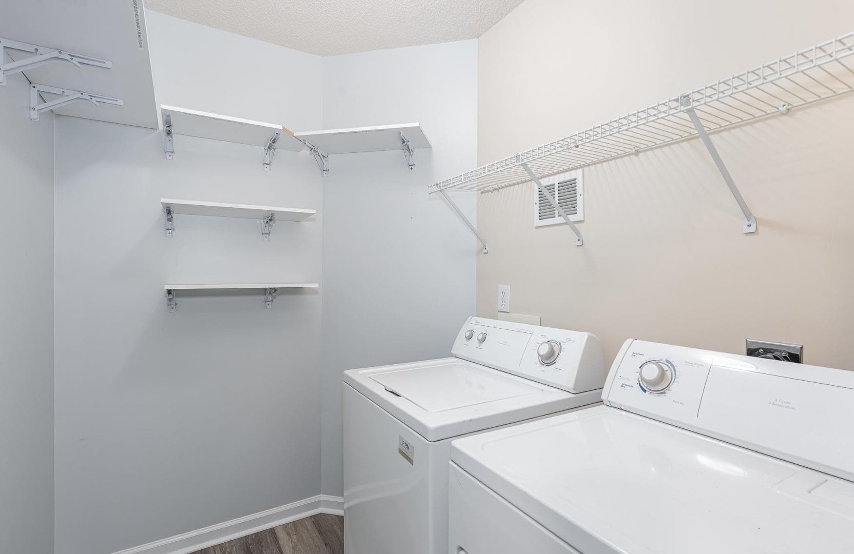 Photo #20 - 9212 Erinsbrook Drive, Raleigh, NC 27617