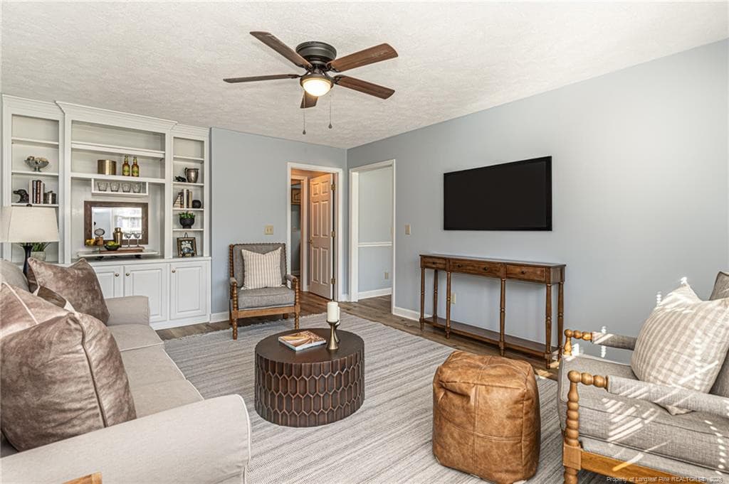 Photo 8 - 821 E Donaldson Avenue, Raeford, NC 28376, Raeford
