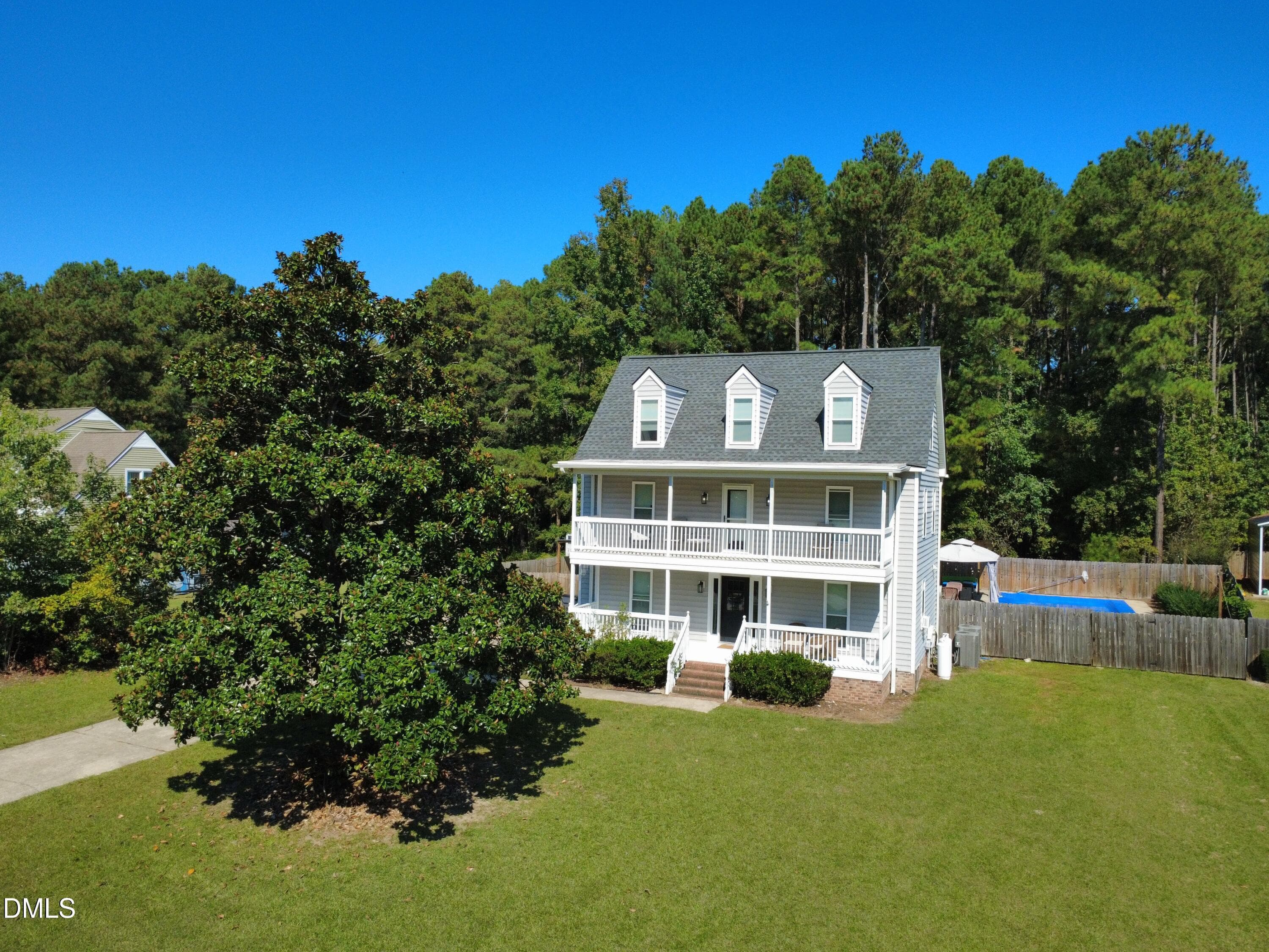 2037 Queen Charlotte Place, Raleigh, NC 27610