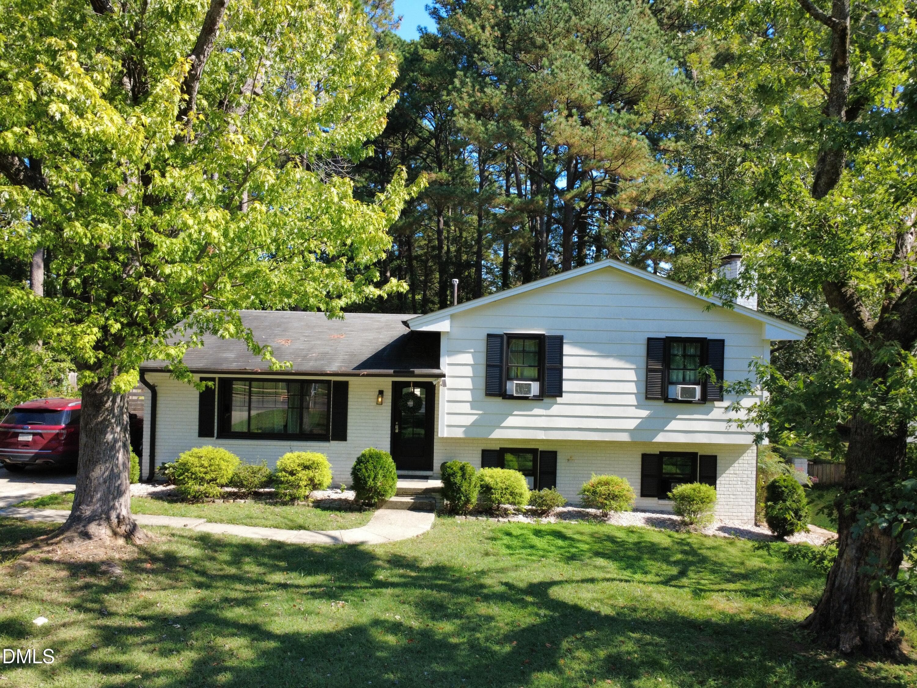 dji_fly_20261015_132508_230_179208511837 - 3700 Arrowwood Drive, Raleigh, NC 27604